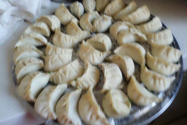 芝士饺子的做法图解1