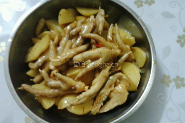 土豆炖鸡爪