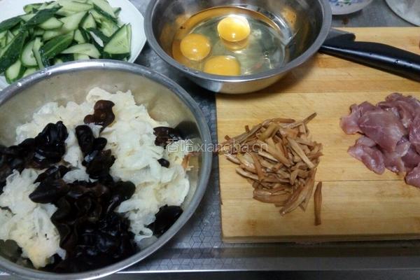 双耳木须肉的做法图解1