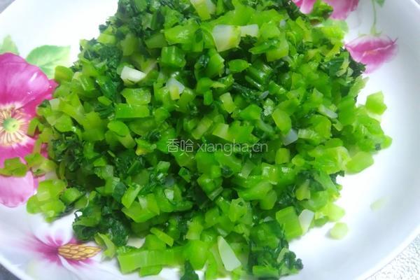 炝炒辣菜的做法图解1
