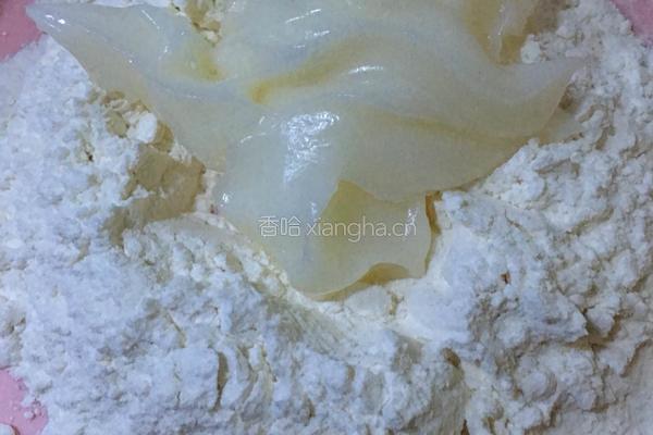 蛋黄酥的做法图解2