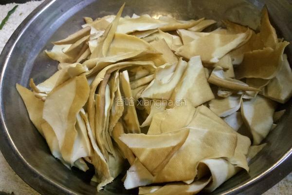 豆干回锅肉的做法图解1