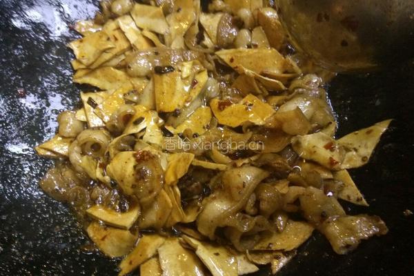 豆干回锅肉的做法图解9