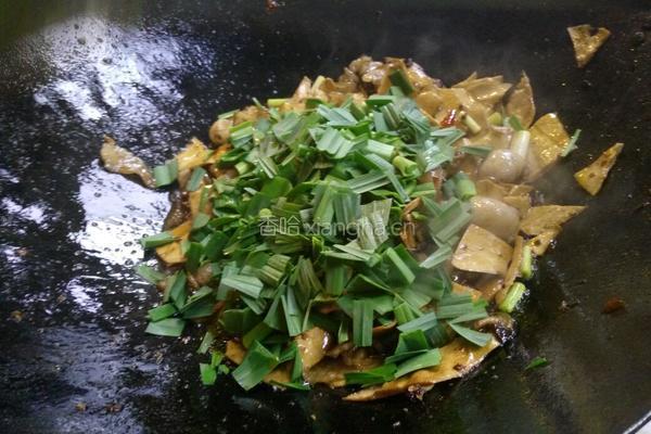 豆干回锅肉的做法图解11