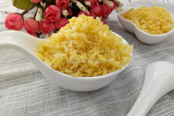 黄金炒饭的做法图解1