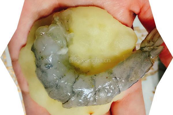 土豆泥虾球的做法图解2