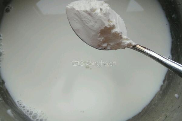 火龙果椰蓉牛奶冻的做法图解4