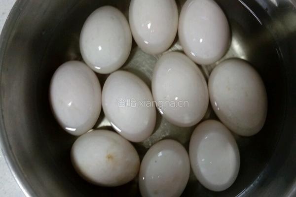 自制咸鸭蛋的做法图解2