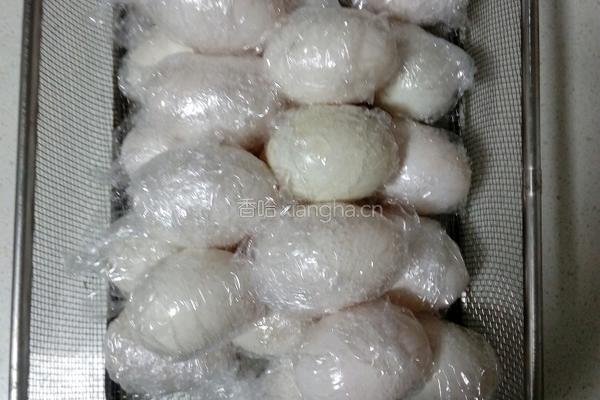 自制咸鸭蛋的做法图解4
