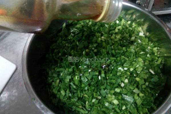 韭菜糊饼的做法图解2