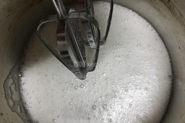 大理石纹戚风蛋糕的做法图解4