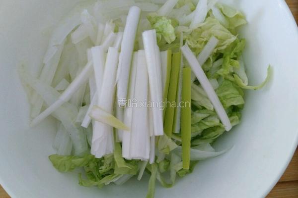 凉拌大白菜的做法图解3