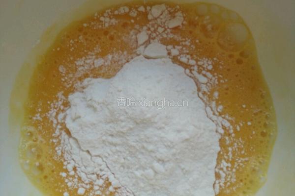 奶香豆沙卷的做法图解3