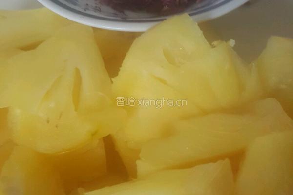 蜜糖菠萝配燕麦粥的做法图解1