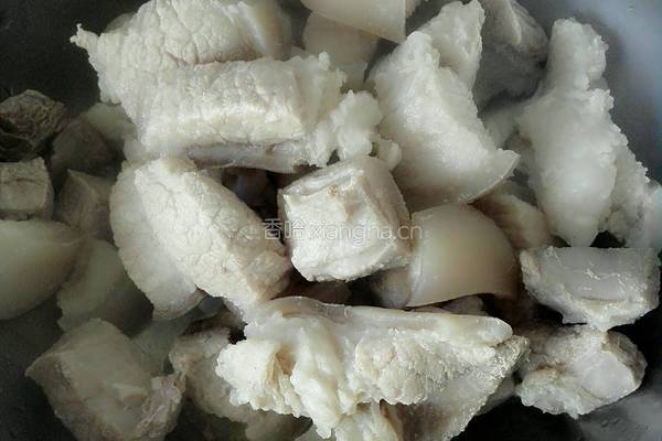 腐乳小炖肉的做法图解5
