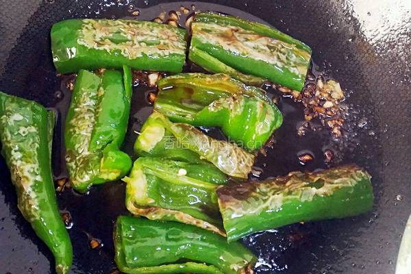 虎皮青椒的做法图解6