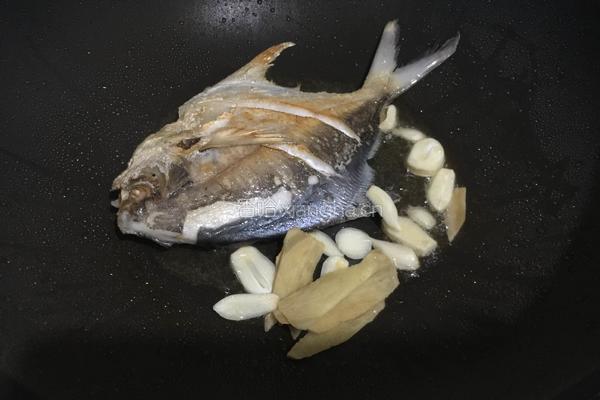 红烧海鲳鱼的做法图解7