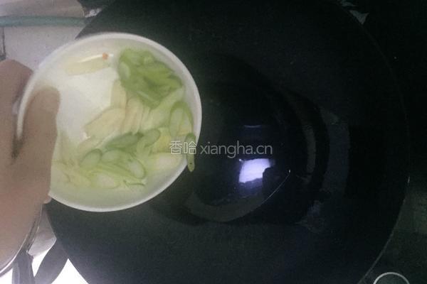 西葫芦炒肉的做法图解3