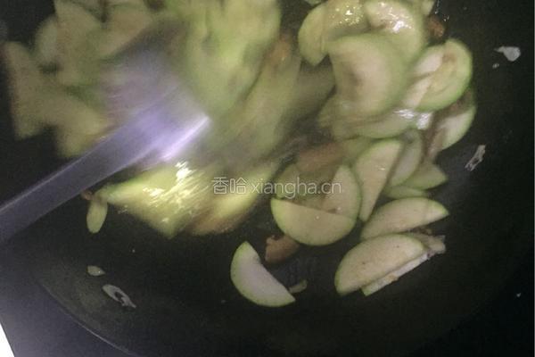 西葫芦炒肉的做法图解10