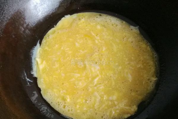 鲜虾韭菜鸡蛋饺子馅的做法图解5