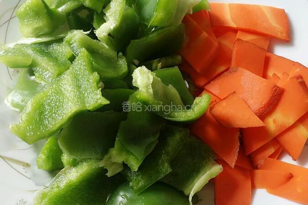 炒鸡腿菇的做法图解2