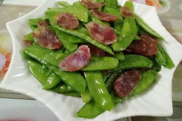荷兰豆炒腊肠的做法图解6