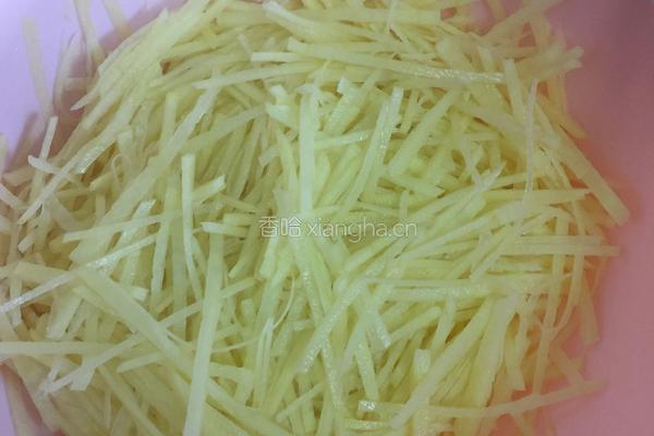 芹菜炒土豆丝的做法图解4