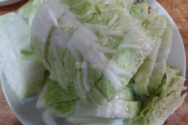 白菜粉条炖豆腐的做法图解3