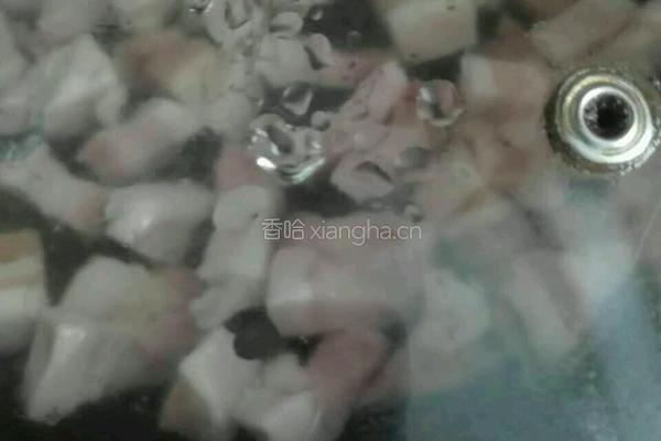 红烧马铃薯五花肉块的做法图解4