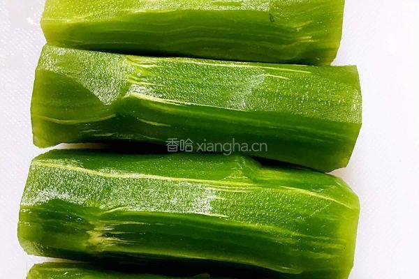 清炒莴笋丝的做法图解2