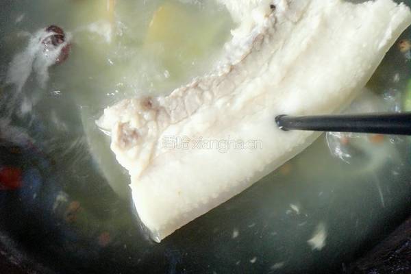 蒜苗回锅肉的做法图解7