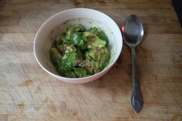 蜂蜜牛油果的做法图解3