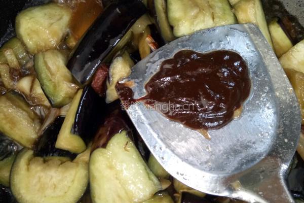 菜椒茄子炒肉片的做法图解8