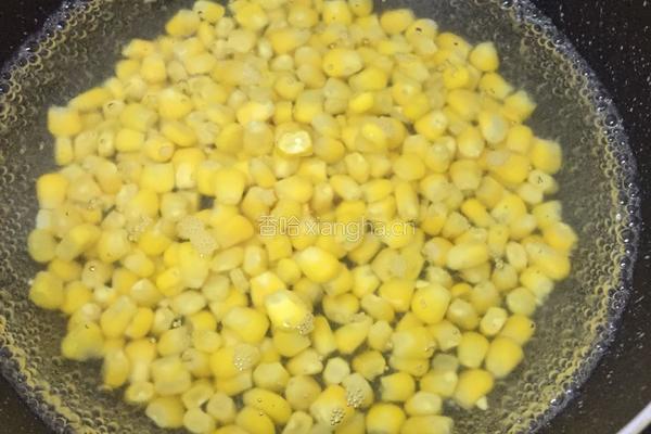 豌豆玉米炒虾仁的做法图解4