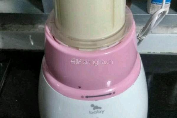 苹果蜂蜜奶昔的做法图解3