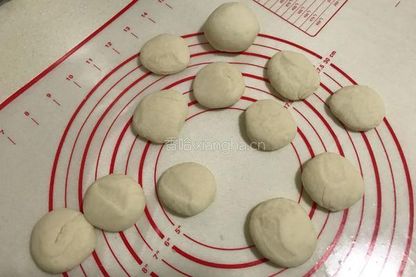 香菇豆沙包的做法图解4