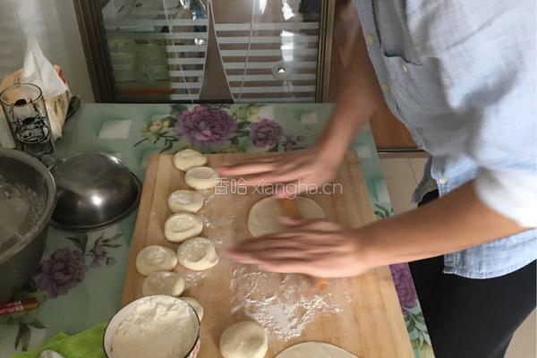 韭菜盒子的做法图解5