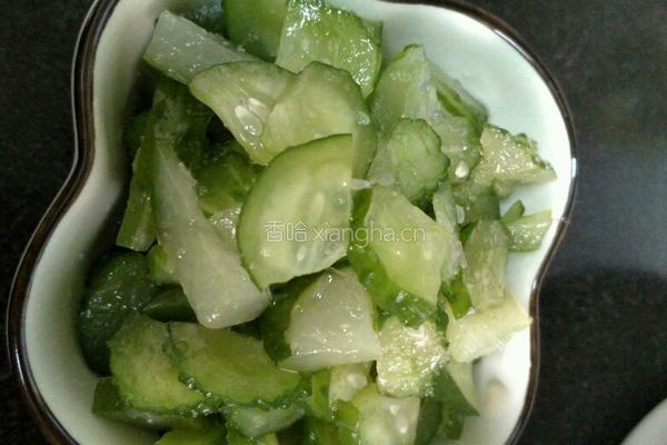 酸甜咸黄瓜的做法图解6