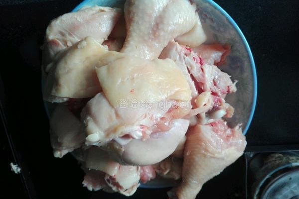 红烧鸡腿土豆片的做法图解2