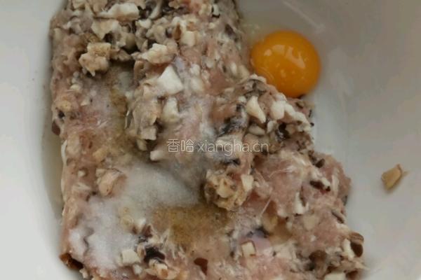 香菇肉丸的做法图解3