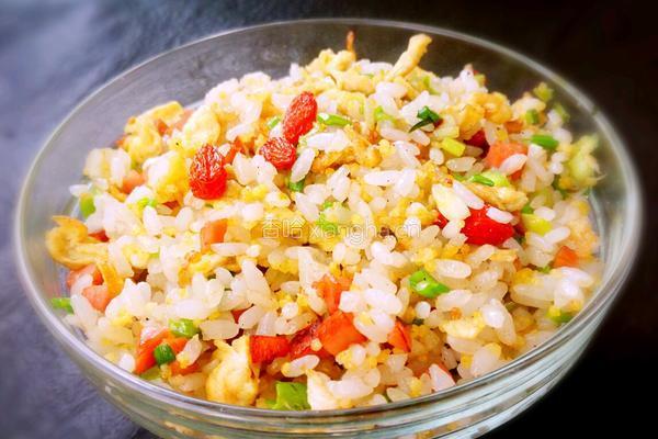 蛋炒二米饭的做法图解1