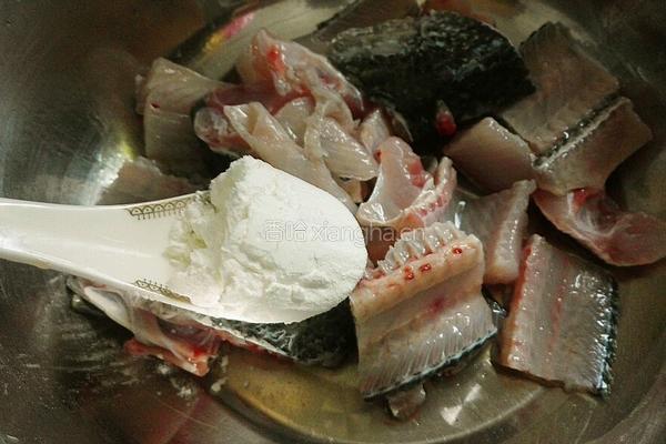 冬笋雪菜鱼骨头汤的做法图解6