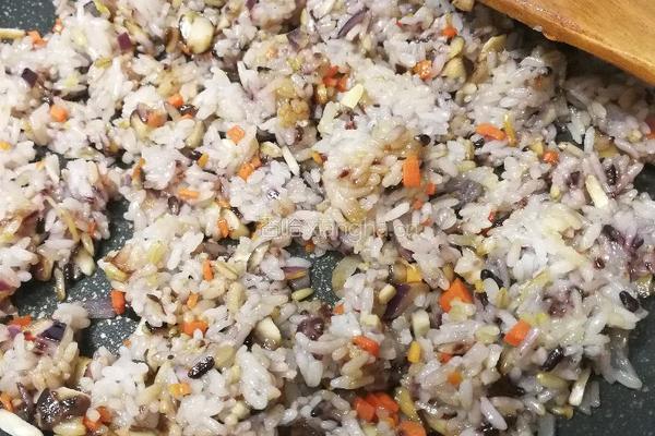 鸡翅肉汁包饭的做法图解4