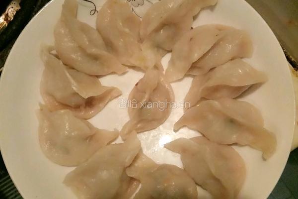 猪肉大葱烫面蒸饺 的做法图解8