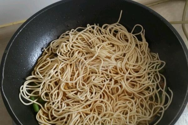 豆角焖面的做法图解9