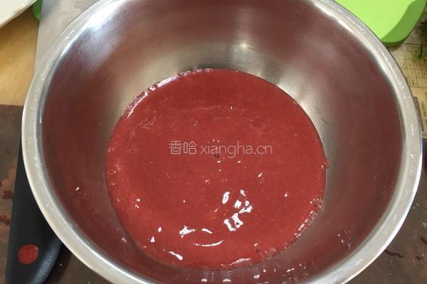 草莓慕斯的做法图解12