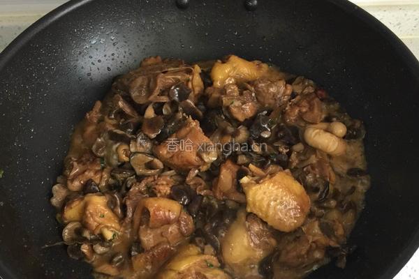 小鸡炖蘑菇的做法图解8