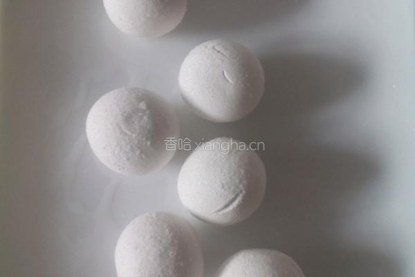汤圆五瓣花的做法图解1