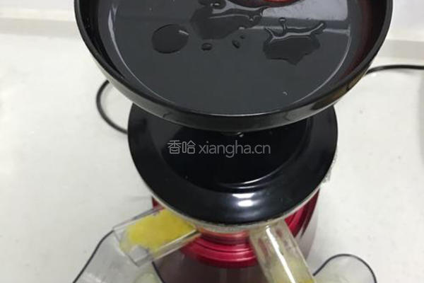 菠萝苹果汁的做法图解5