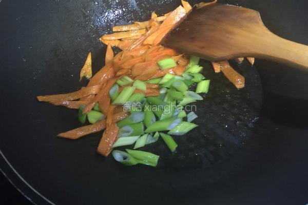 番茄蛋炒刀削面的做法图解7